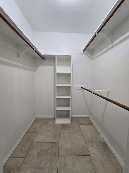 Building Photo - 2311 Haynes Ave