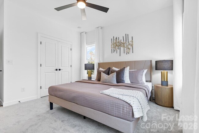 Building Photo - 3808 Odom Wy