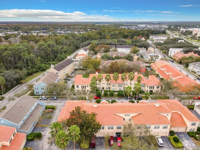 Building Photo - 2 Bedroom 2 Bathroom Townhome is Siena at Celebration with attached 2 Car Garage