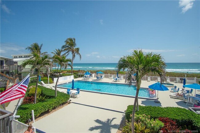 Building Photo - 2355 NE Ocean Blvd