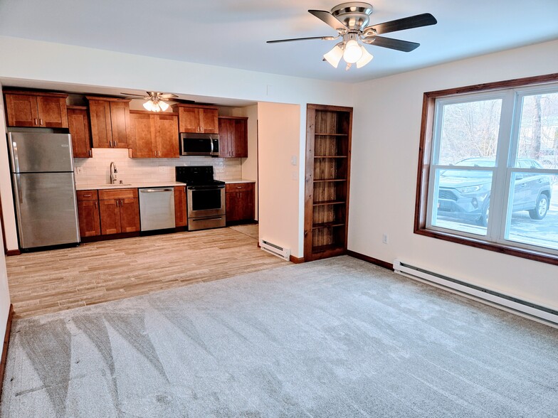 Kitchen/Living Room - 602 Forest Ln