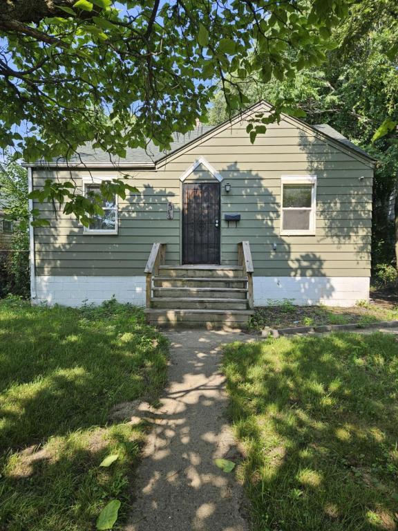 Primary Photo - 2366 Tennessee St