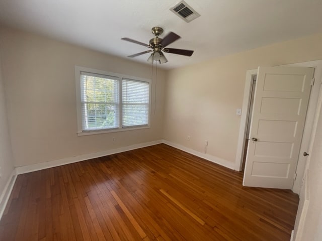 Bedroom - 3321 Drummond St