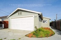 Building Photo - 609 N 12th St