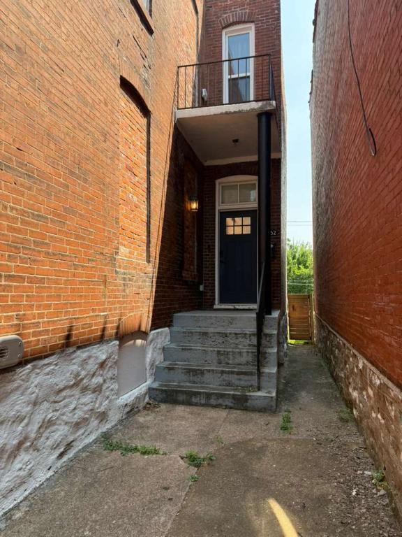 Building Photo - 3452 Oregon Ave