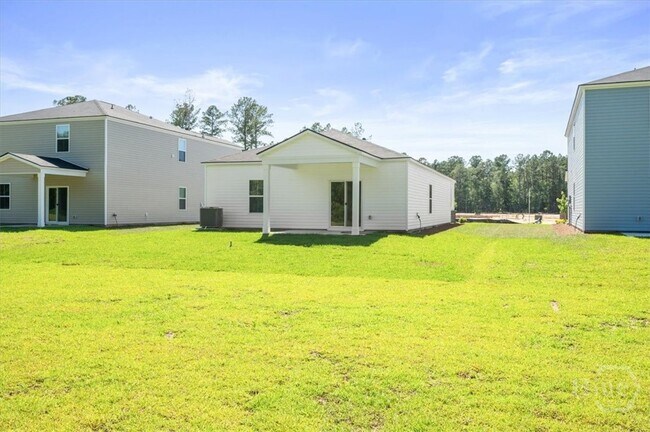 Building Photo - 150 Bottlebrush Dr