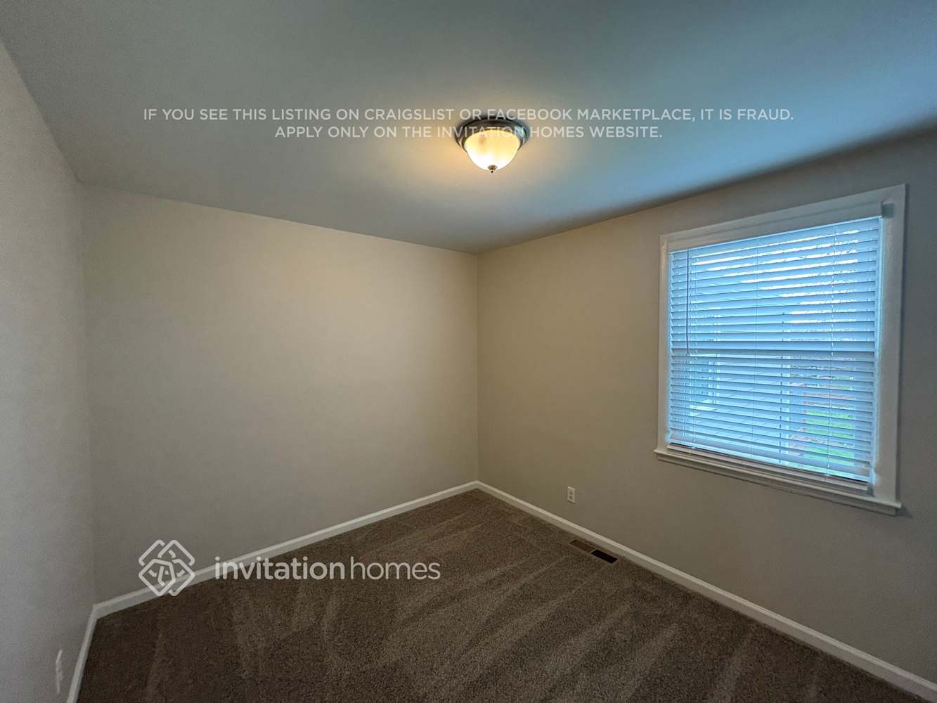 Building Photo - 3216 Holland Ln