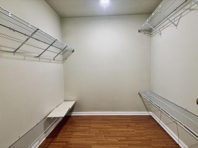 Building Photo - 3624 Manchester Dr