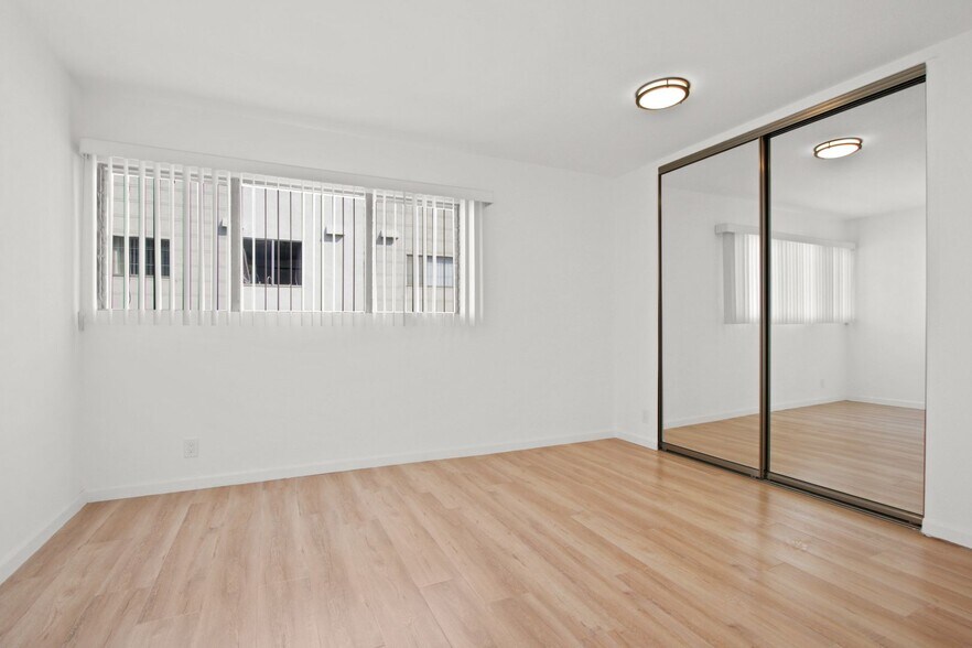 Building Photo - 505 Idaho Ave