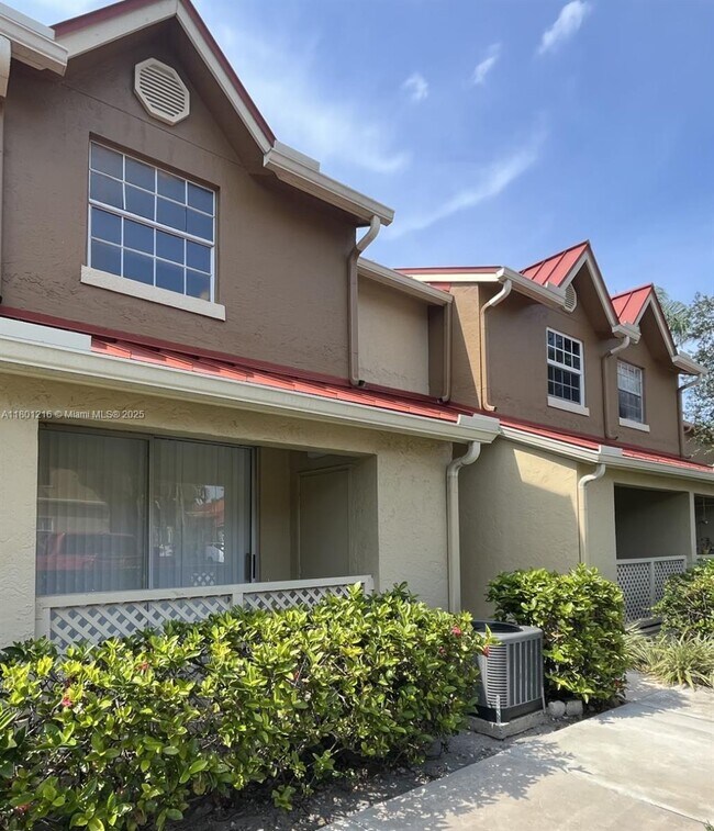 Primary Photo - 18352 NW 68th Ave
