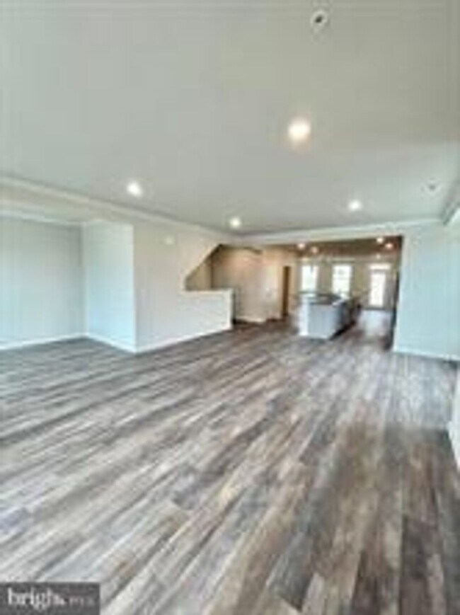 Building Photo - SPACIOUS LUXURY CONDO IN WESTVIEW SOUTH FREDERICK