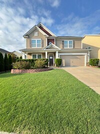 Building Photo - Sought-After Skybrook Community