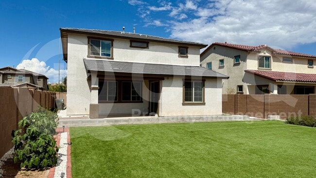 Building Photo - 10935 E Tesla Ave