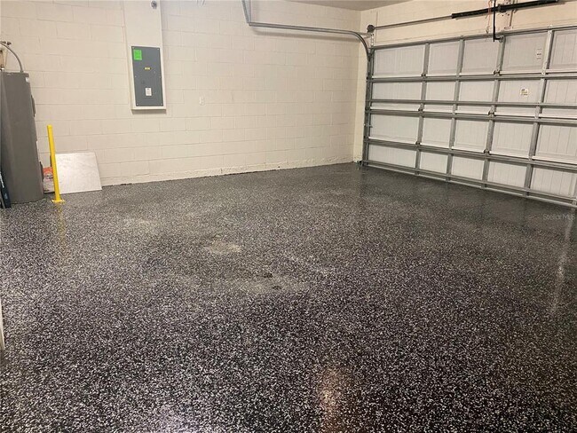 Building Photo - 1817 Summer Serenity Dr