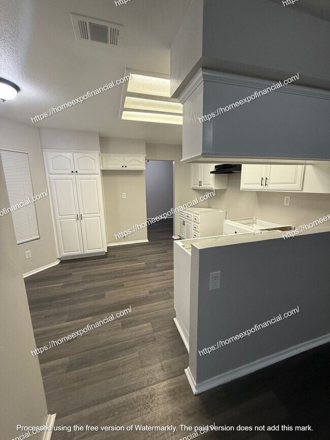 Building Photo - Nice Pool Home For Rent