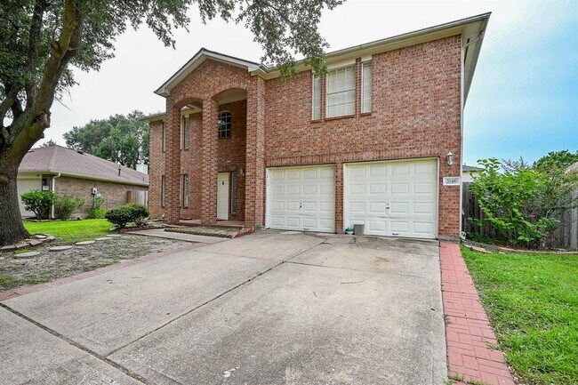 Building Photo - 20418 Linden Tree Dr