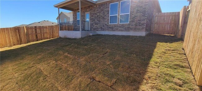 Building Photo - 640 Pepperbark Loop