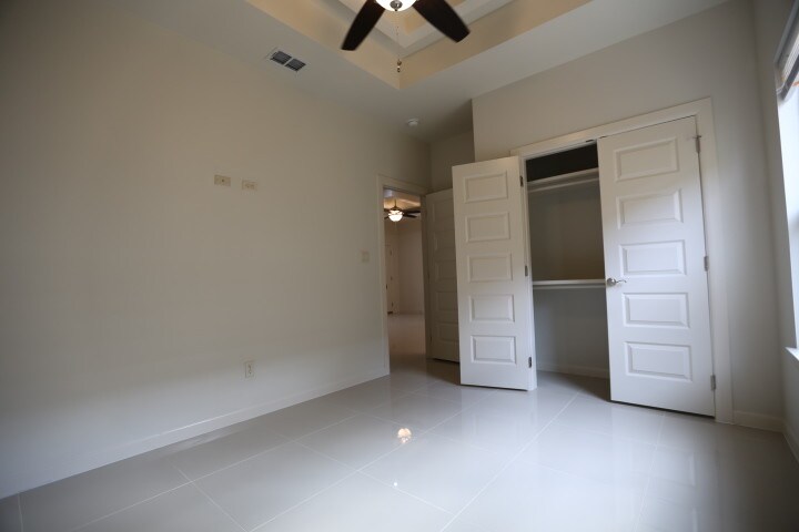 Building Photo - 904 Myrtle Beach Ave