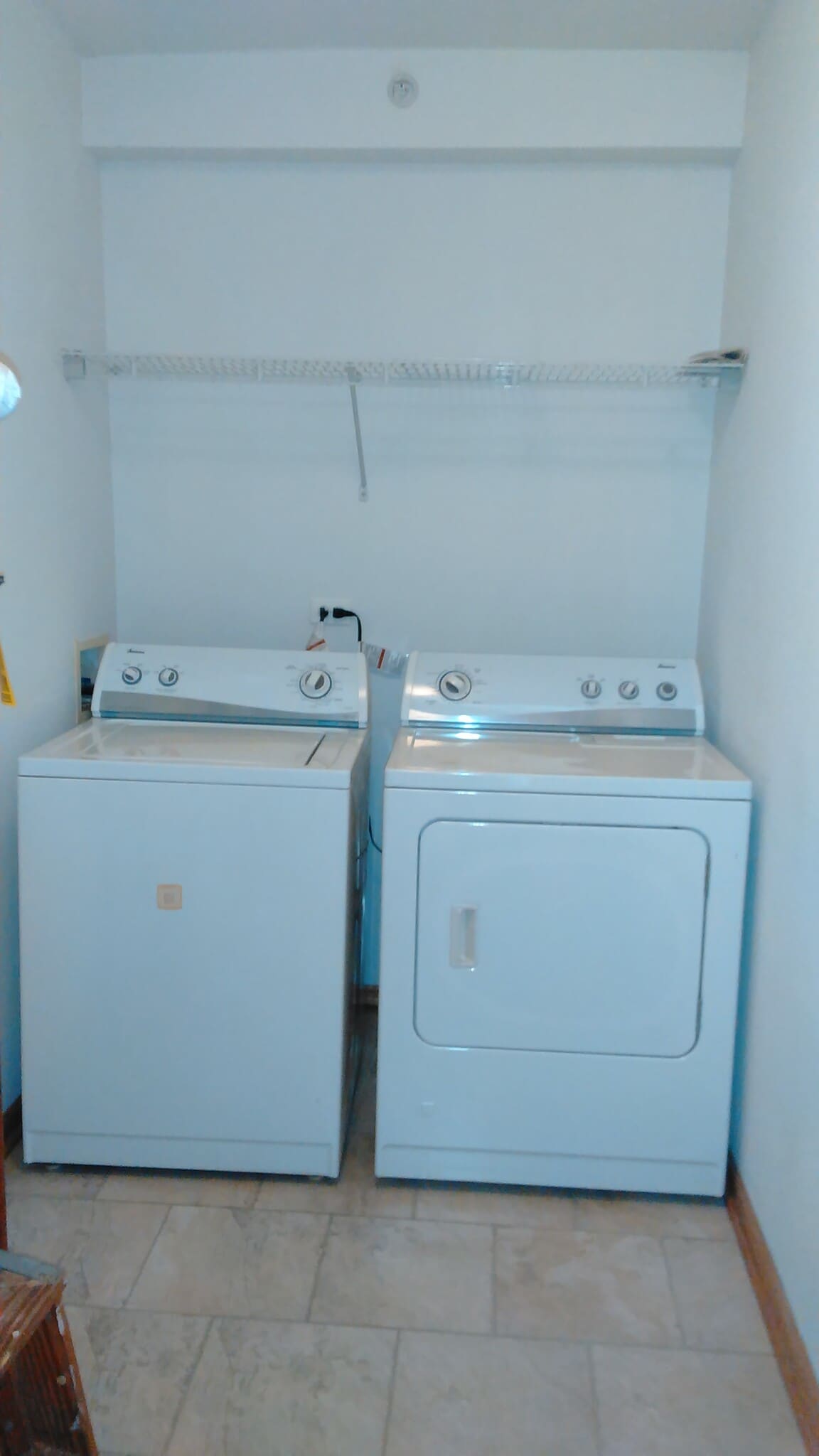 Building Photo - 10459 Mayfield Ave