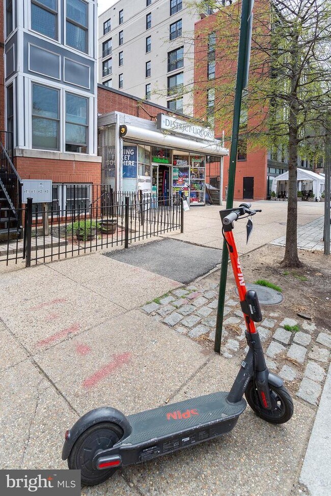 Building Photo - 1213 12th St NW