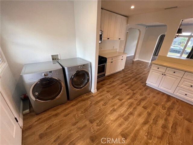 Building Photo - 1407 S Ross St