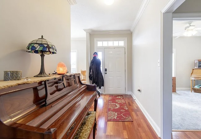 Building Photo - Spacious 3BD/2BA Home in Hahira with Scree...