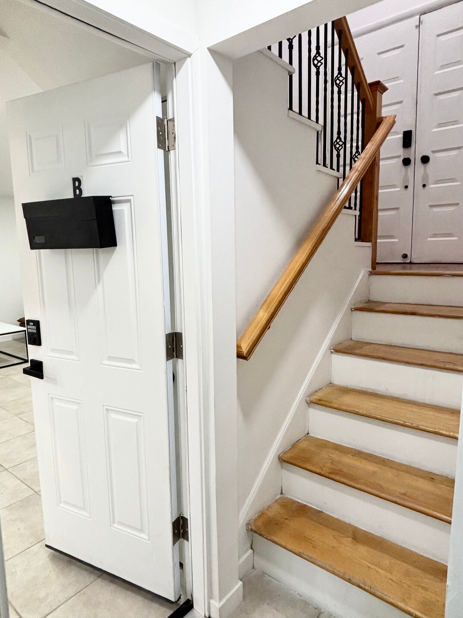 Building Photo - 9425 S Tramway Dr