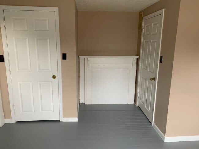 Building Photo - 1915 19th St