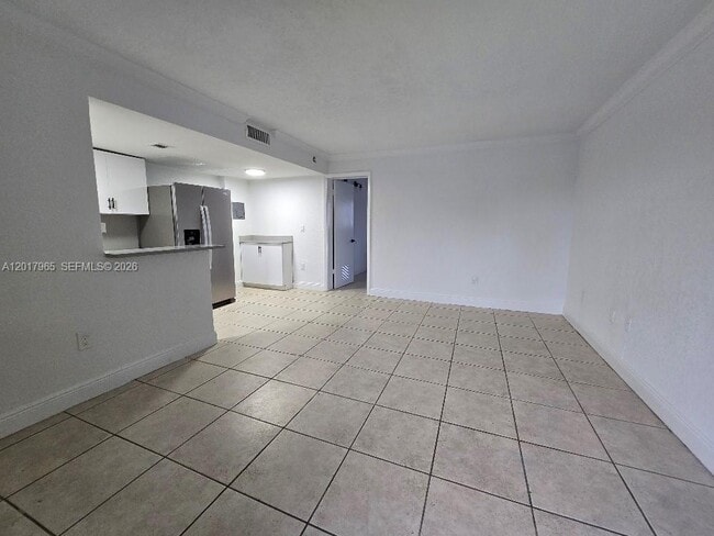 Building Photo - 3901 SW 112th Ave