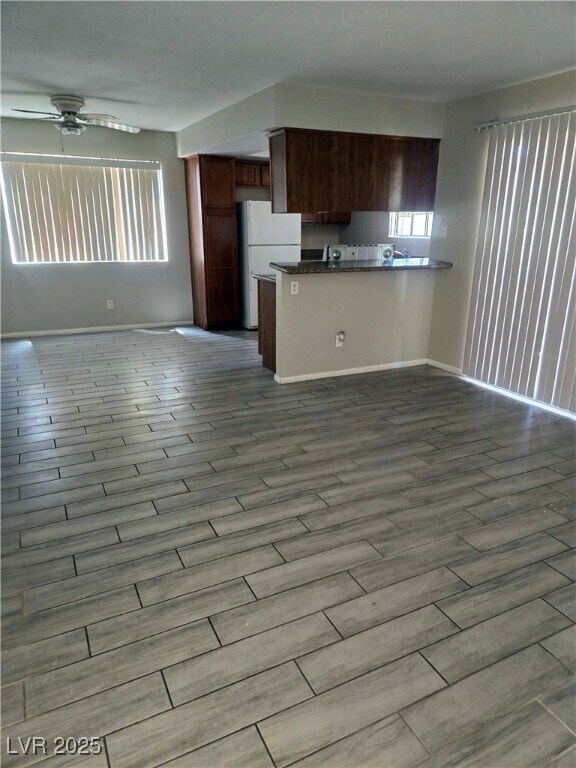 Building Photo - 7200 W Pirates Cove Rd
