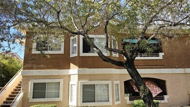 Building Photo - 830 Carnegie St