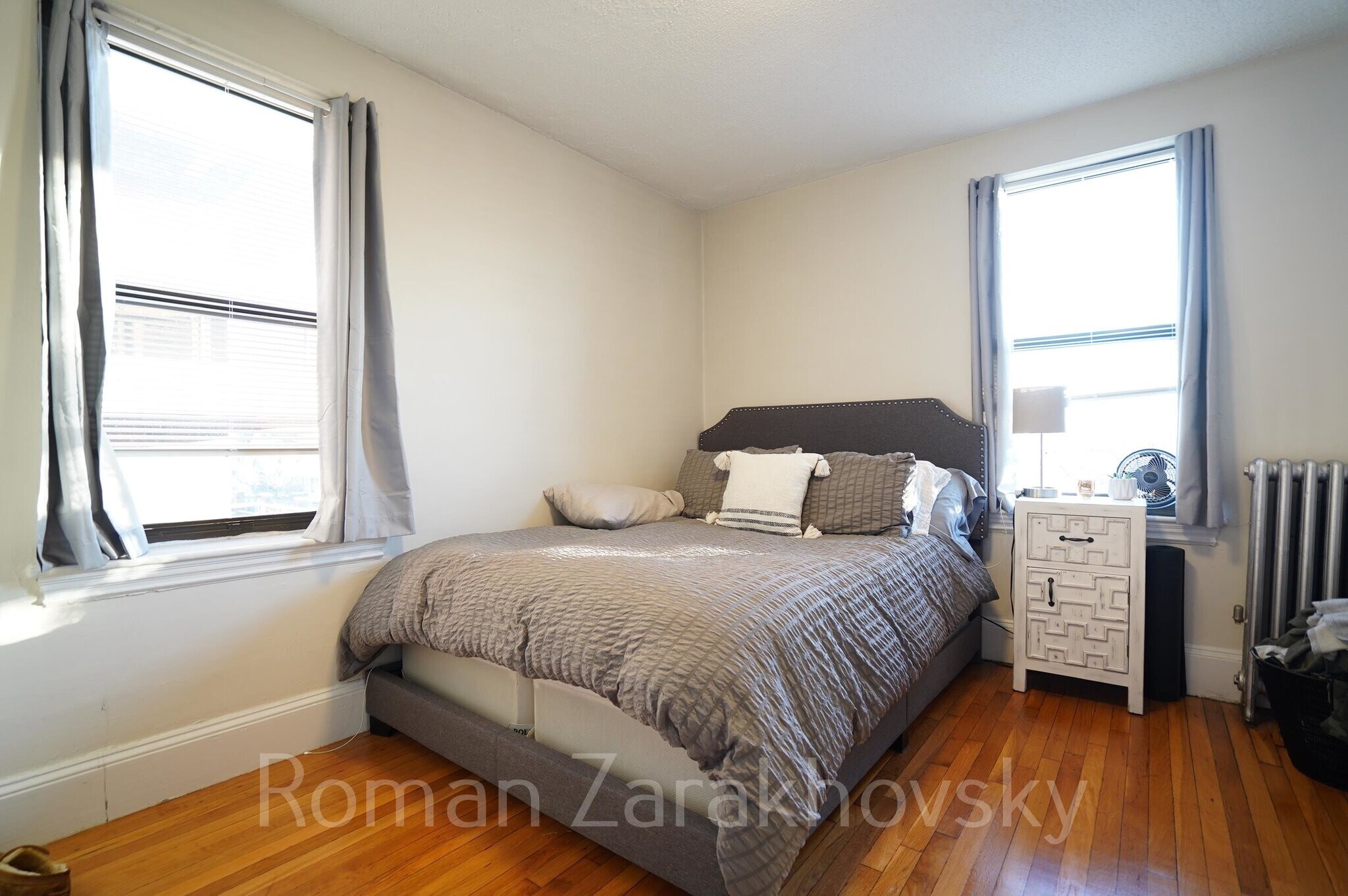 Building Photo - 431 Broadway