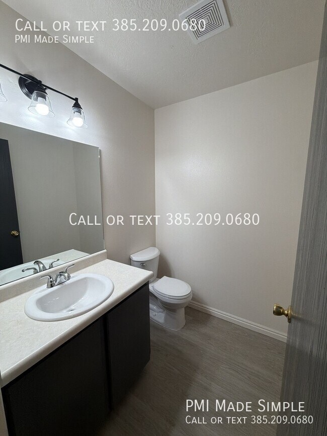 Building Photo - 1466 S 100 E
