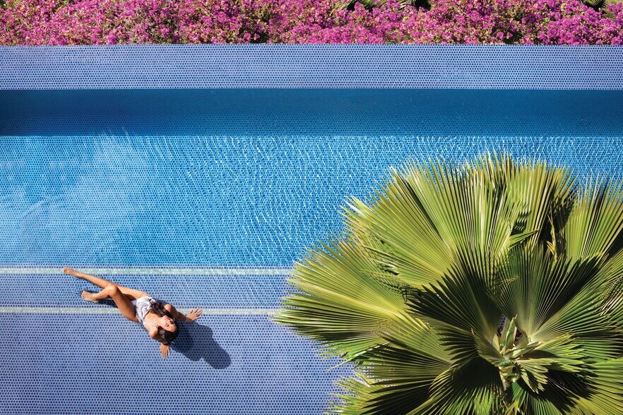 Building Photo - 223 Saratoga Rd