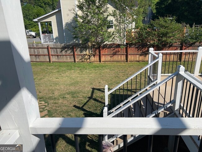 Building Photo - 20 Triangle Ln