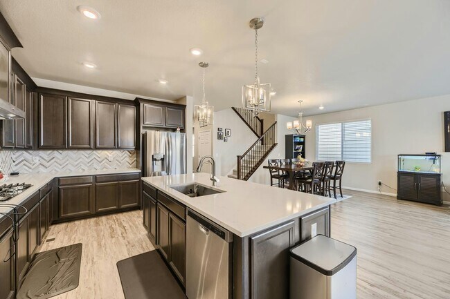 Building Photo - 13528 Tree Sparrow Ln