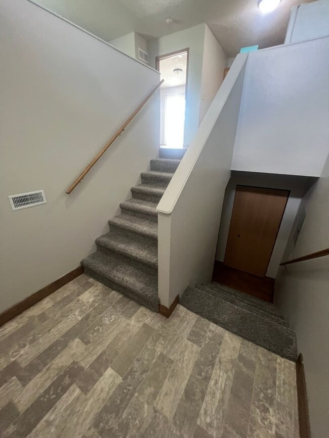 Building Photo - 1308-1312 W. 4th