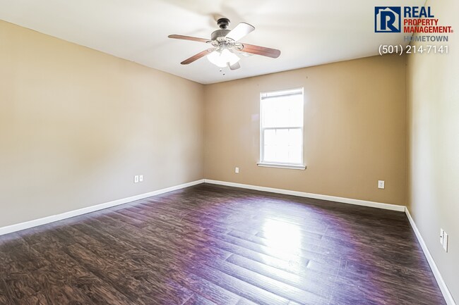 Building Photo - 3909 Tates Mill Rd