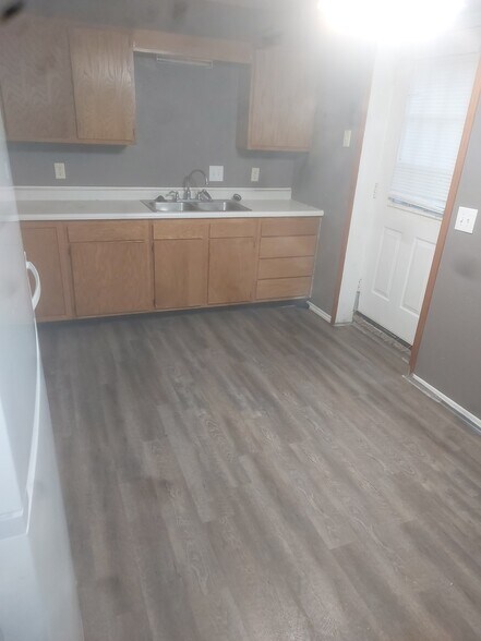 Building Photo - 2110 N 30th St