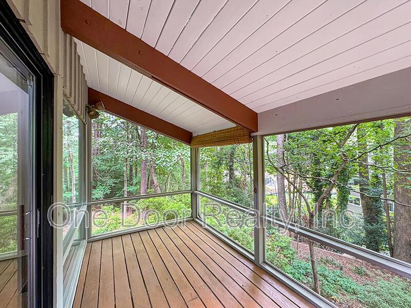 Building Photo - 609 Indian Springs Ct