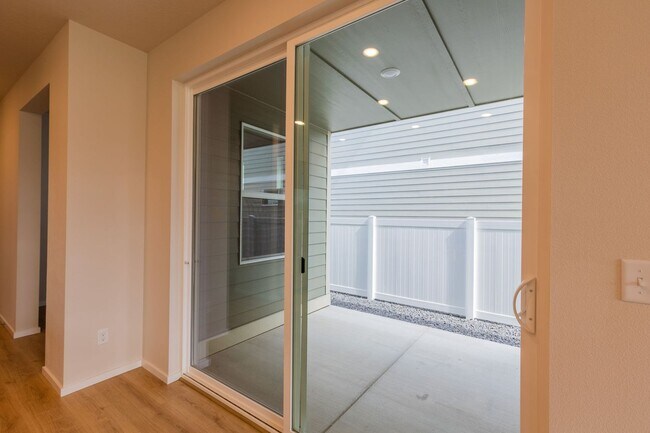 Building Photo - Modern Home for rent in Liberty Lake