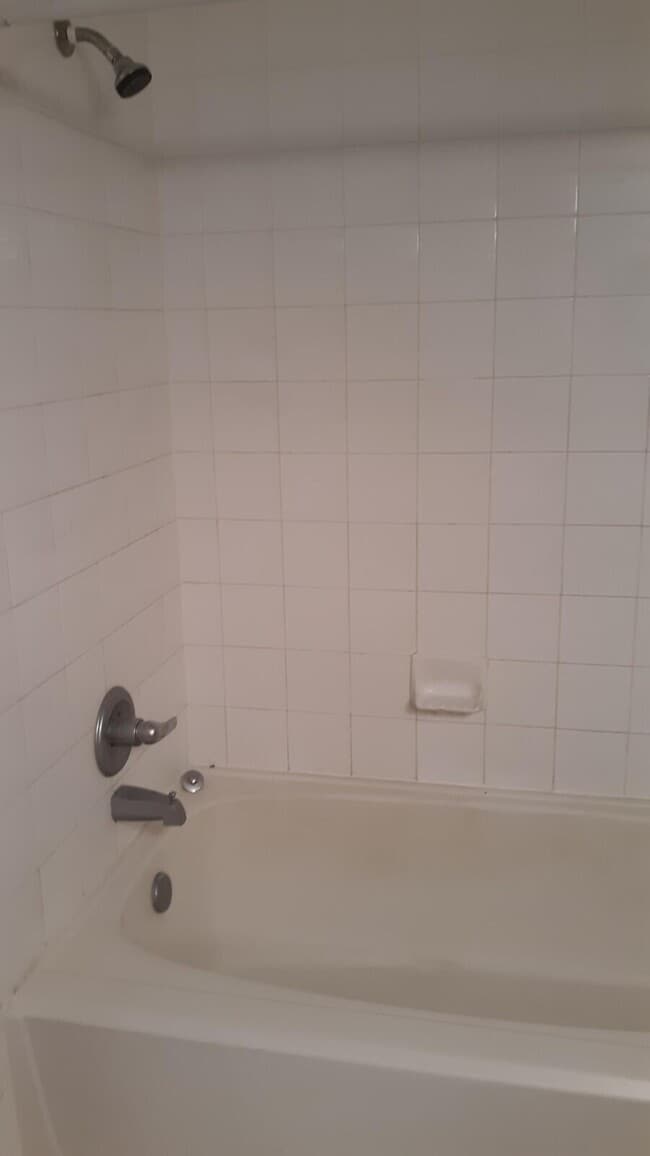 Building Photo - 3818 NW Adriatic Ln