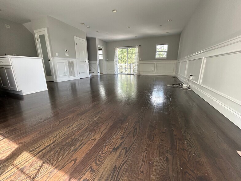 1st floor dinning room - 324 Cross St
