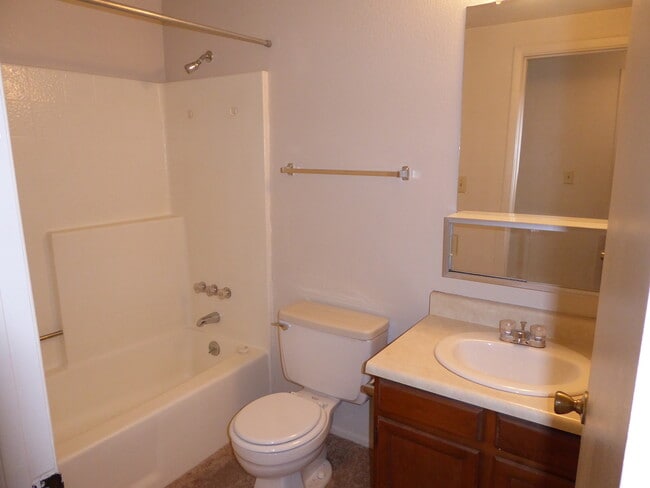 Building Photo - 5349 E Arbor Cir