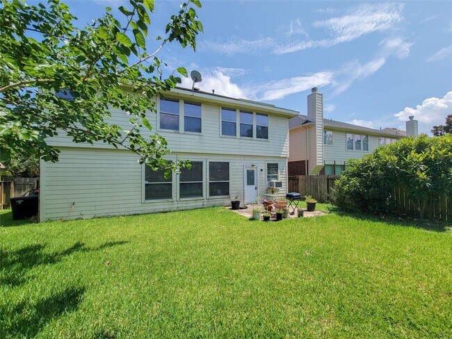 Building Photo - 7506 Boxwood Ridge Ln