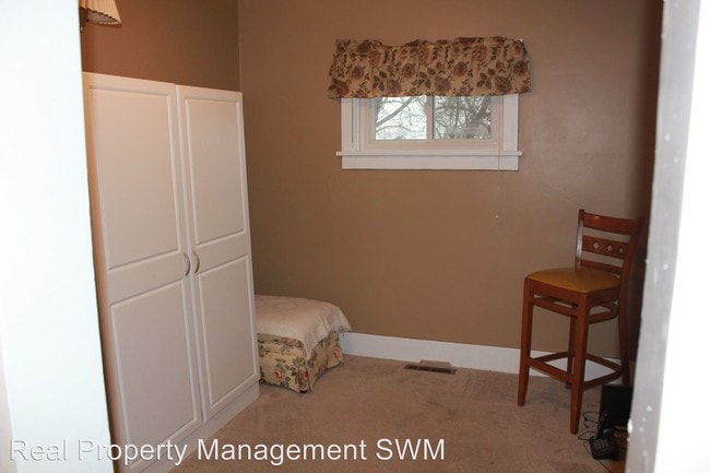 Building Photo - 3 br, 1 bath House - 1103 Market St