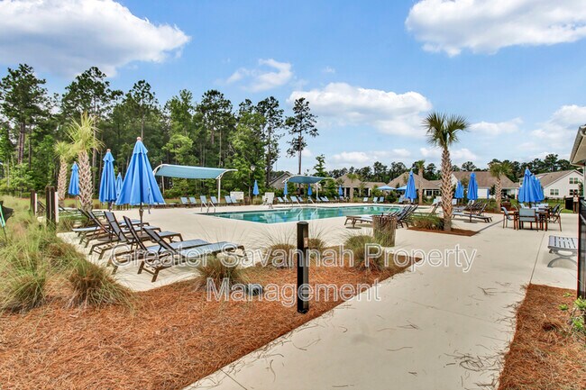 Building Photo - 105 Cole St