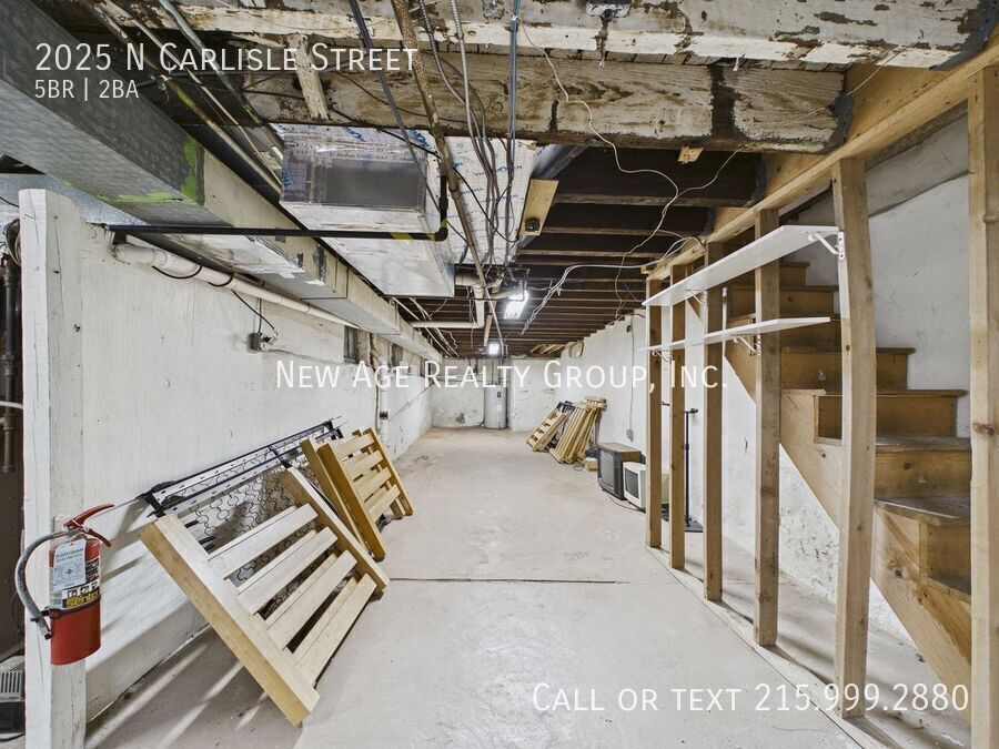 Building Photo - 2025 N Carlisle St