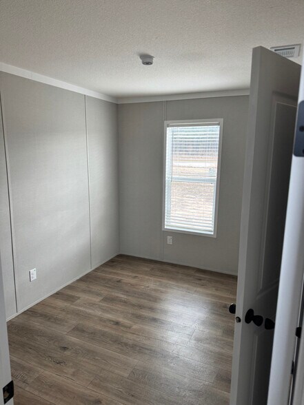 Building Photo - 274 Patriot Ln