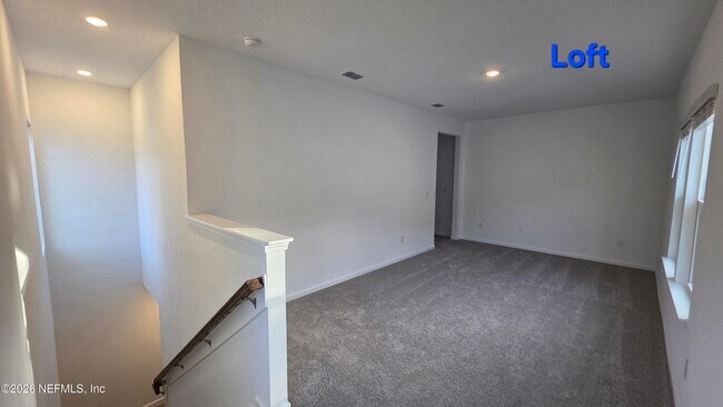 Building Photo - 644 Farmfield Dr